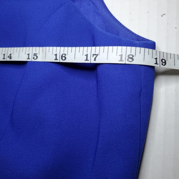 Tahari 2 Piece Skirt Set Sz 10 Blue Top and Skirt - Picture 6 of 14